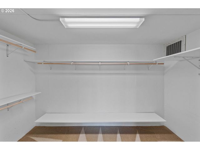 1400 BEACH LOOP Dr Sw, Bandon, OR 97411