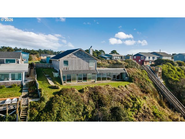 1400 BEACH LOOP Dr Sw, Bandon, OR 97411