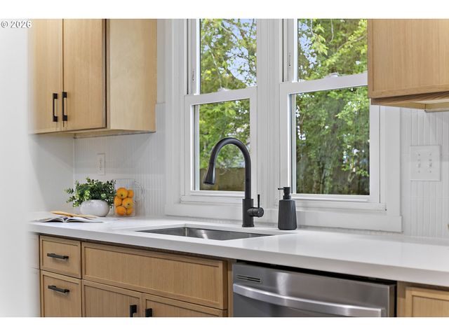 7944 N CHASE Ave, Portland, OR 97217