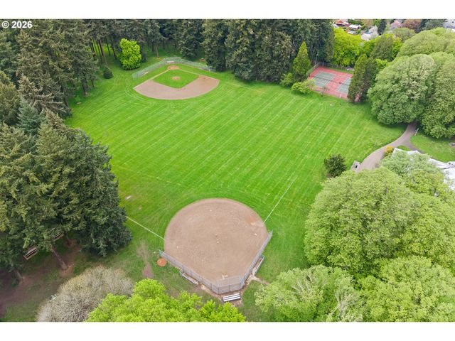 7944 N CHASE Ave, Portland, OR 97217