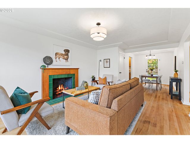 7944 N CHASE Ave, Portland, OR 97217