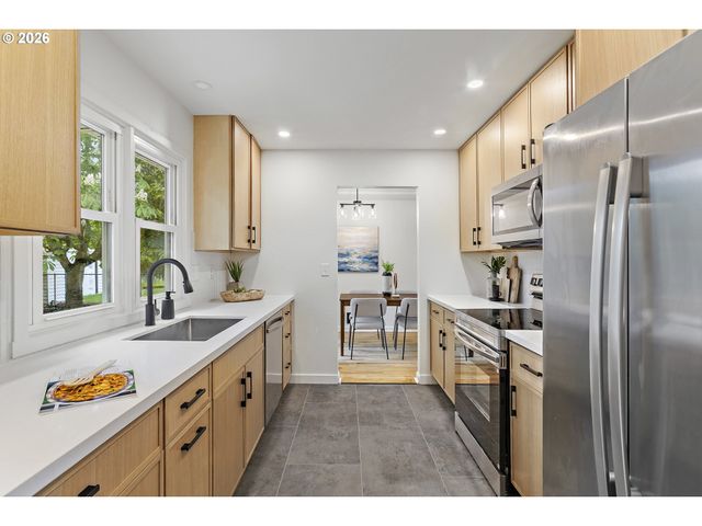 7944 N CHASE Ave, Portland, OR 97217