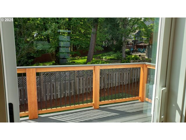 13511 Se BARBARA JEAN Ct, Clackamas, OR 97015