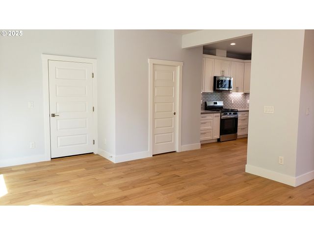 13511 Se BARBARA JEAN Ct, Clackamas, OR 97015