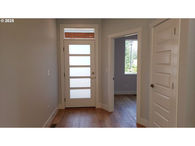 13511 Se BARBARA JEAN Ct, Clackamas, OR 97015