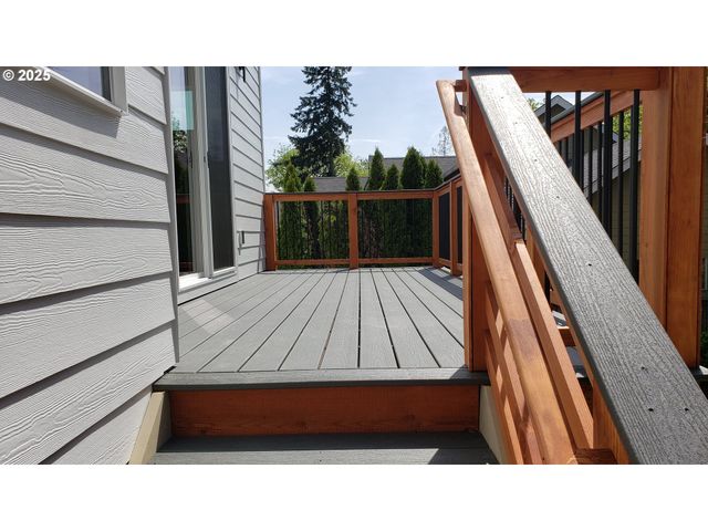 13511 Se BARBARA JEAN Ct, Clackamas, OR 97015