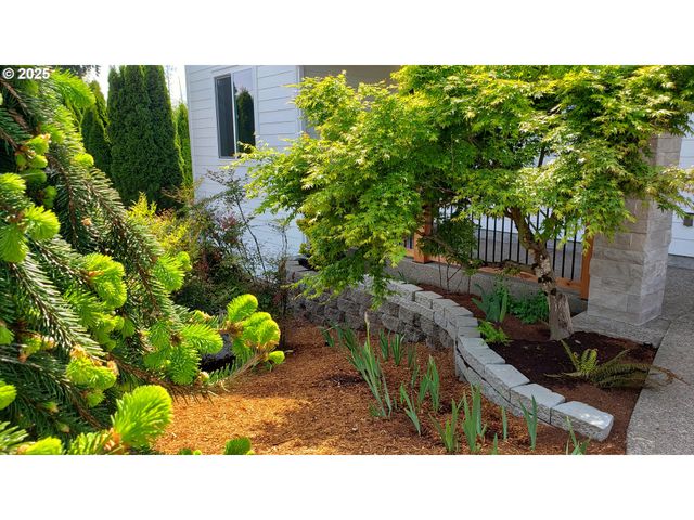 13511 Se BARBARA JEAN Ct, Clackamas, OR 97015