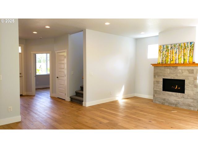 13511 Se BARBARA JEAN Ct, Clackamas, OR 97015
