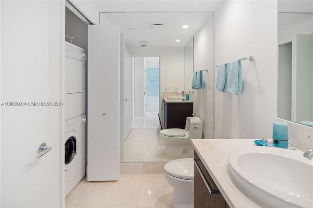 17121 Collins Ave 1703, Sunny Isles Beach, FL 33160