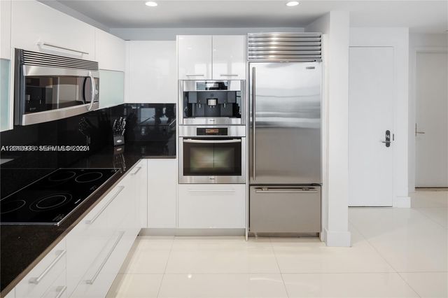 17121 Collins Ave 1703, Sunny Isles Beach, FL 33160