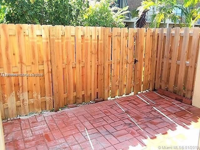 15385 S Dixie Hwy 22, Palmetto Bay, FL 33157