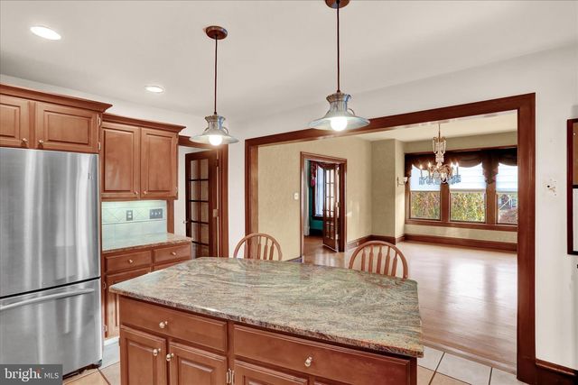 4100 KUTZTOWN RD, Temple, PA 19560