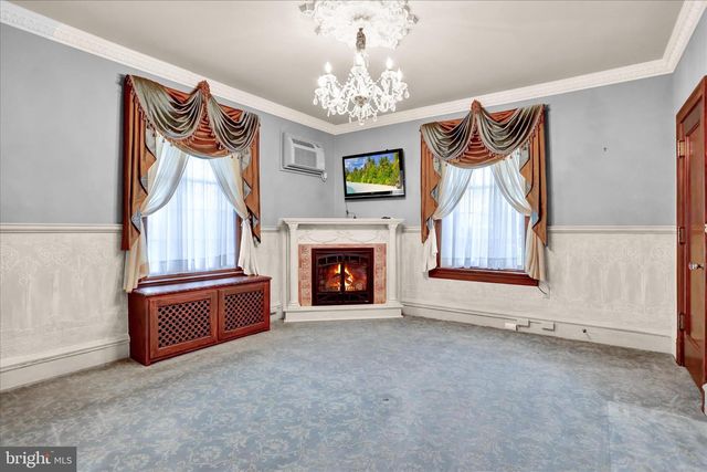 4100 KUTZTOWN RD, Temple, PA 19560