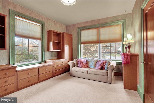 4100 KUTZTOWN RD, Temple, PA 19560