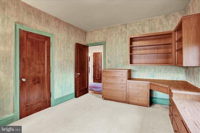 4100 KUTZTOWN RD, Temple, PA 19560