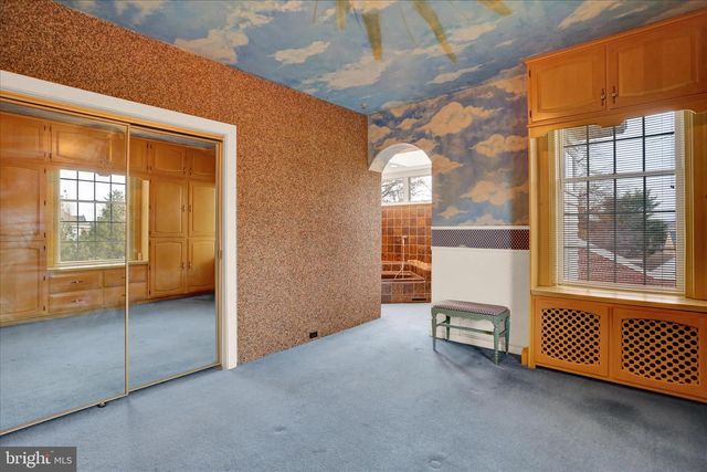 4100 KUTZTOWN RD, Temple, PA 19560