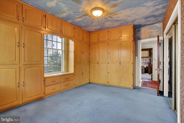 4100 KUTZTOWN RD, Temple, PA 19560