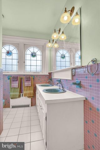 4100 KUTZTOWN RD, Temple, PA 19560