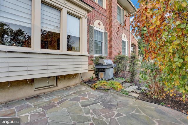 4100 KUTZTOWN RD, Temple, PA 19560