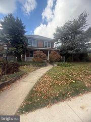 4100 KUTZTOWN RD, Temple, PA 19560