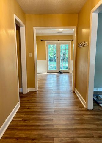 2012 Boeing Avenue, Charleston, SC 29407