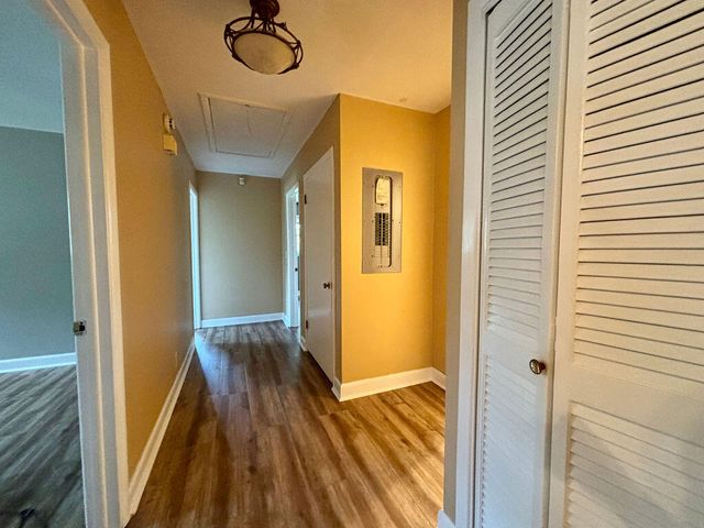 2012 Boeing Avenue, Charleston, SC 29407