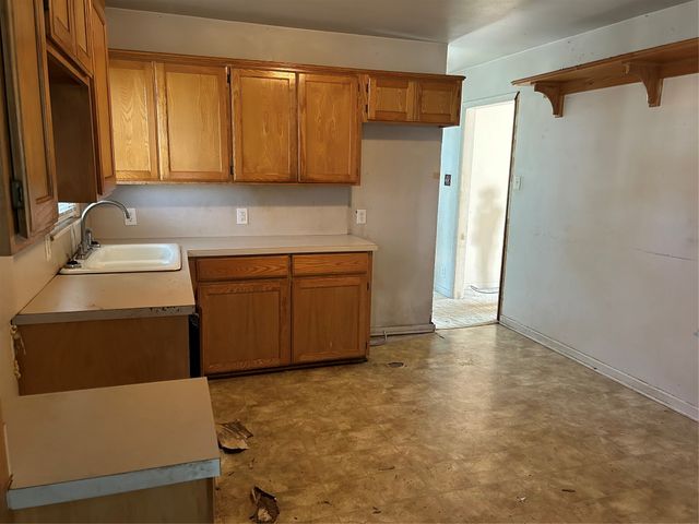 200 Cumberland Road, Waxahachie, TX 75165