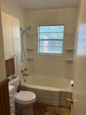 200 Cumberland Road, Waxahachie, TX 75165