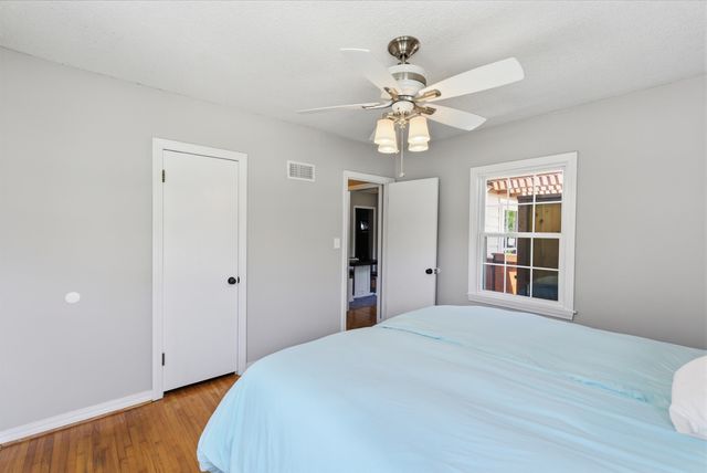 451 N Pinecrest Ave, Wichita, KS 67208