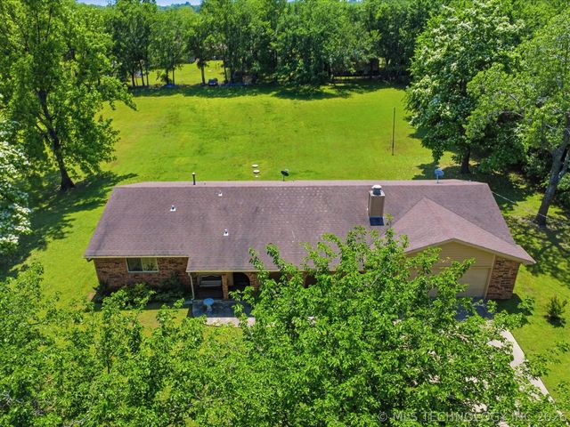201 Country Lane, Skiatook, OK 74070