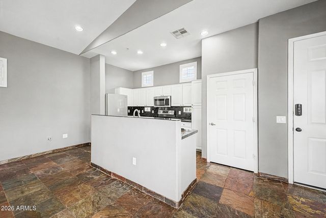 20801 N 90TH Place 233, Scottsdale, AZ 85255
