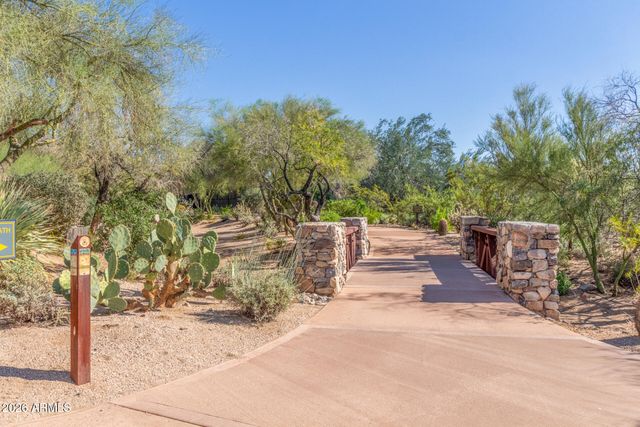 20801 N 90TH Place 233, Scottsdale, AZ 85255