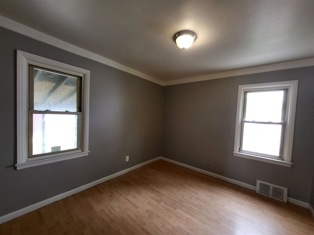 22820 Teppert Avenue, Eastpointe, MI 48021