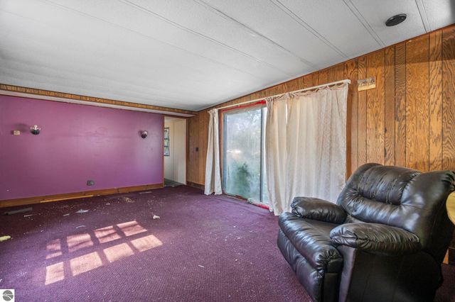 3070 Meadow Wood, Traverse City, MI 49685