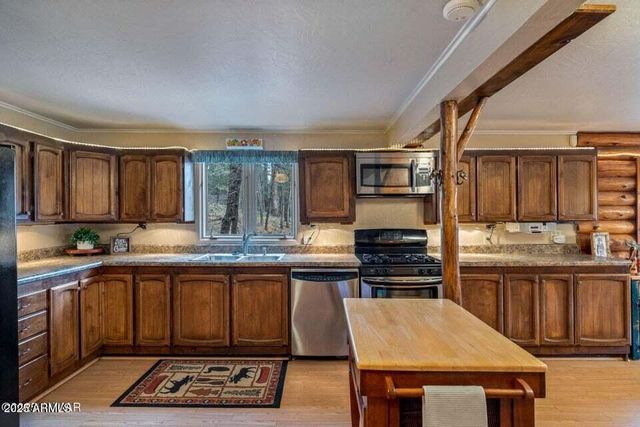 571 W PINE SHADOW Drive, Lakeside, AZ 85929