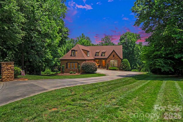 401 Yorkfield Drive, Shelby, NC 28150