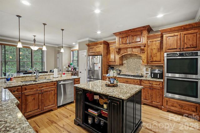 401 Yorkfield Drive, Shelby, NC 28150