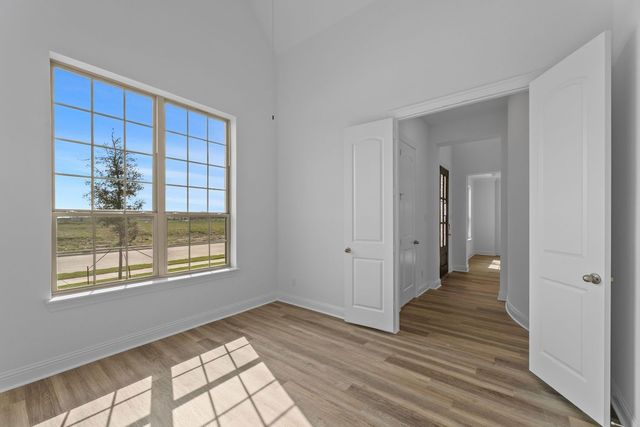 261 Basketflower Drive, Waxahachie, TX 75165