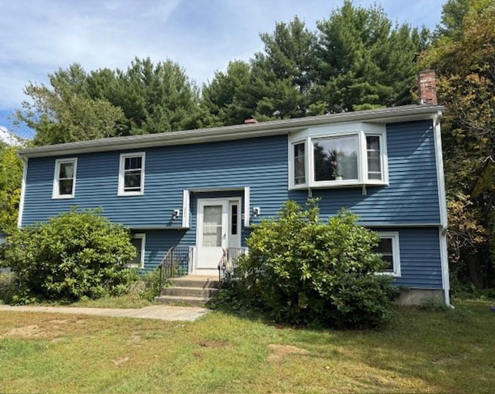 664 Bay Rd, Belchertown, MA 01007