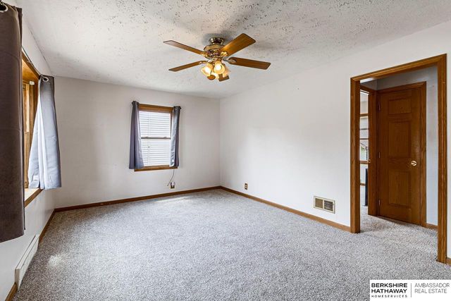 2143 N Clarkson Street, Fremont, NE 68025