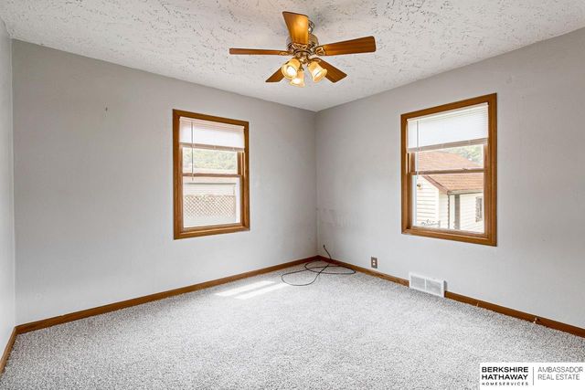 2143 N Clarkson Street, Fremont, NE 68025