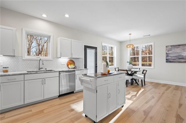 3114 Old Cornelia Highway, Gainesville, GA 30507