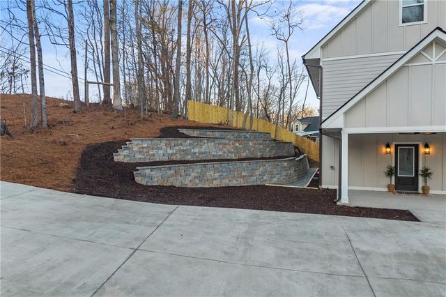 3114 Old Cornelia Highway, Gainesville, GA 30507