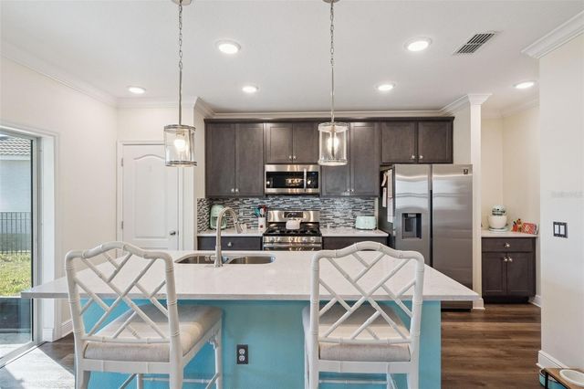 1640 OAK BLOSSOM DRIVE, Davenport, FL 33837