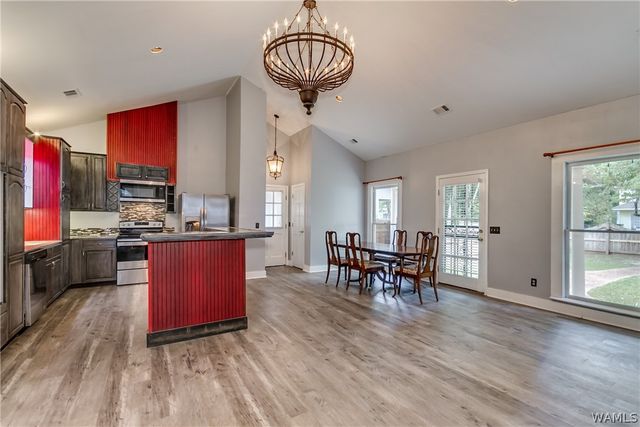 1624 5th, Tuscaloosa, AL 35401