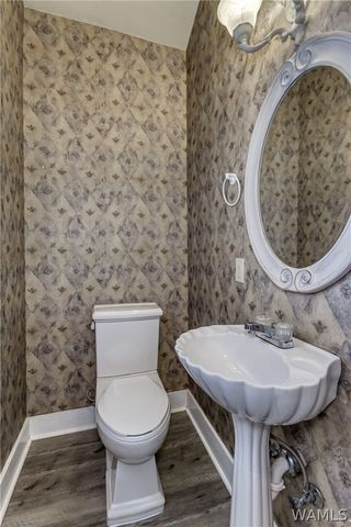 1624 5th, Tuscaloosa, AL 35401