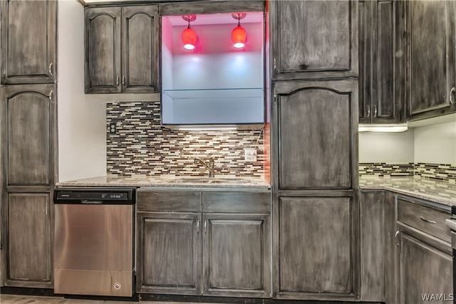 1624 5th, Tuscaloosa, AL 35401