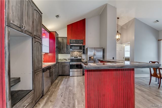 1624 5th, Tuscaloosa, AL 35401