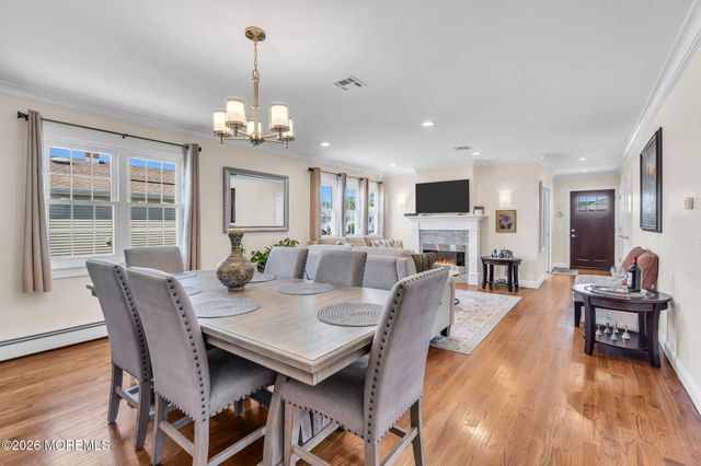 30 Pine Valley Drive, Toms River, NJ 08757