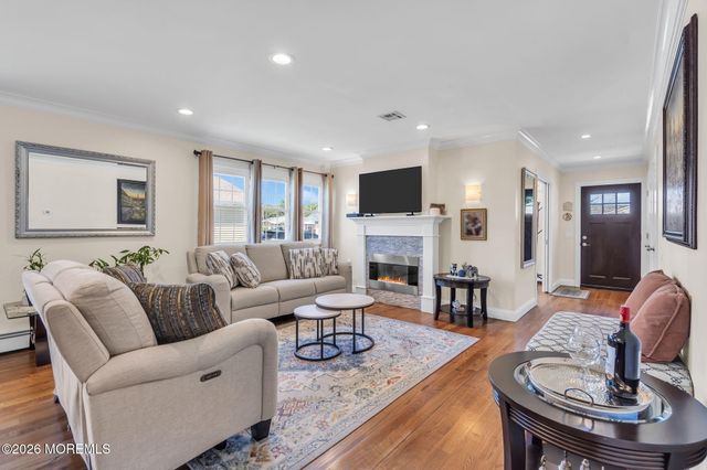 30 Pine Valley Drive, Toms River, NJ 08757